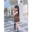 Set áo croptop bé gái phối chân váy xếp ly kèm đai cá tính, phong cách thời trang năng động hiện đại cho mẹ và bé
