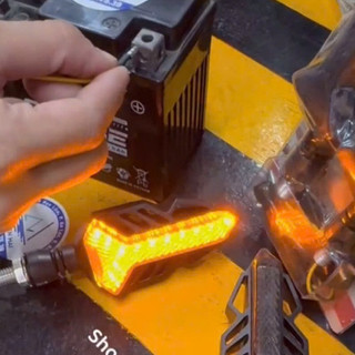 Cặp Xi nhan xe máy. Xi nhan Led chạy Audi ( giá 1 cặp )
