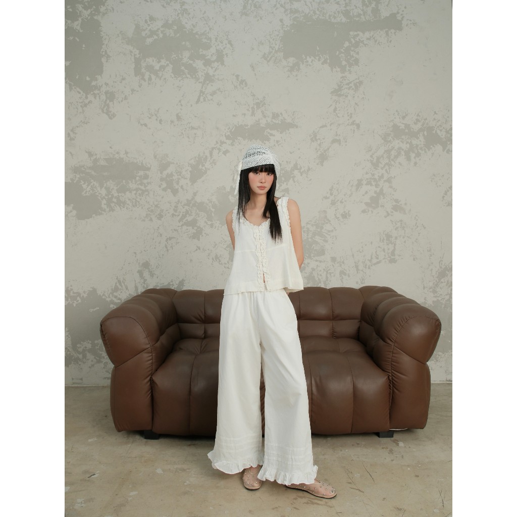 Áo kiểu nữ Verani Miều Est.2013 phối bèo nổi chất vải linen gân
