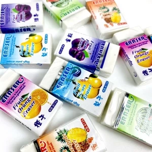 Combo 10 tẩy gôm chì hoa quả nhanh gọn, sạch sẽ.