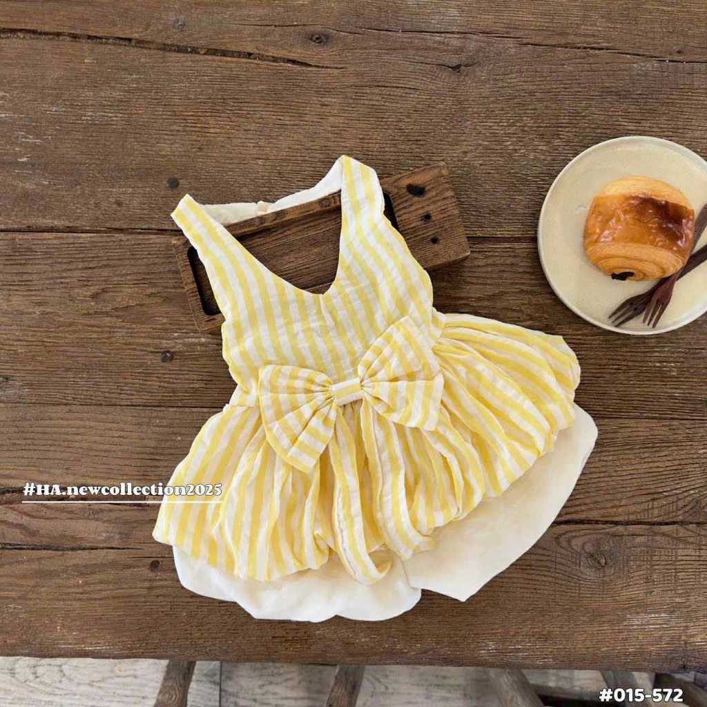 (Bon Kids) A687 Set Áo Yếm Nơ Hoạ Tiết Kẻ Sọc Quần Bí Cho Bé Gái 6-18kg