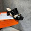 👠🕶️👜🎒…Guốc gót trụ cao đều