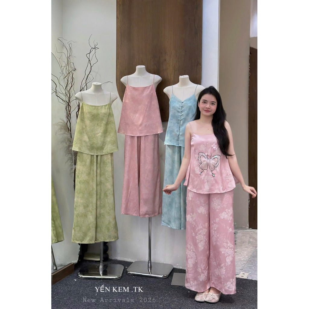 Set áo 2 dây lụa gấm cúc bọc quần suông Ngọc Trinh