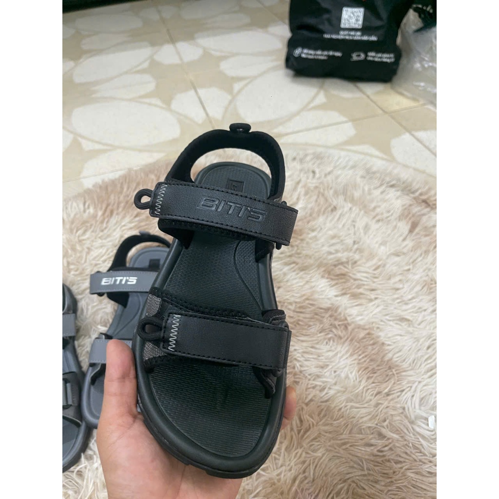 BRM001700 Bitis Gồm Đen và Xám