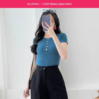 Áo thun nữ GUMAC form ôm kiểu cổ tròn mổ trụ đính nút xà cừ vải thun tăm mịn  ATF04021