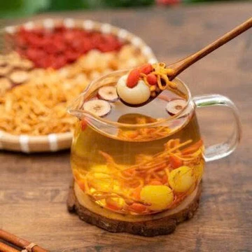 (QUÀ TẶNG KÈM) Trà thảo dược tứ vị các loại: trà đông trùng, trà hoa cúc, trà long nhãn