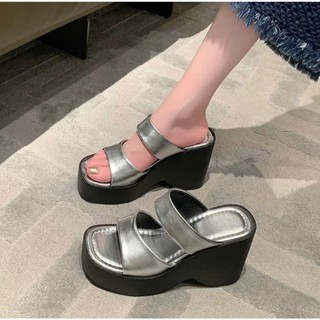 Dép nữ đế xuồng cao 9cm lượn sóng – quai đôi da mềm êm chân KT II GG VV