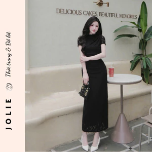 Đầm Ren Body Dáng Dài Jolie – Váy Ren Đen Cổ Cao Sang Trọng Dự Tiệc Quyến Rũ Thanh Lịch