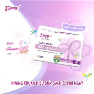 Băng vệ sinh Diana hàng ngày Sensi kháng khuẩn 8/20/40 miếng