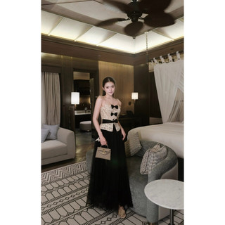 SET ÁO HAI DÂY BE CAM ĐÍNH 3 NƠ ĐEN CHÂN VÁY DÁNG DÀI ĐEN, BỘ ĐỒ NỮ KEM ĐEN Asasino
