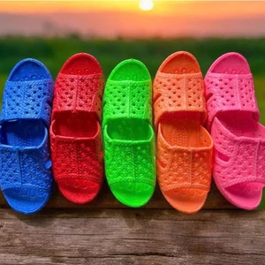 Dép Tổ Ong Cho Bé Trai Bé Gái – Dép Nhựa Êm Chân Nhiều Màu Đủ Size Cho Bé Mầm Non Tiểu Học