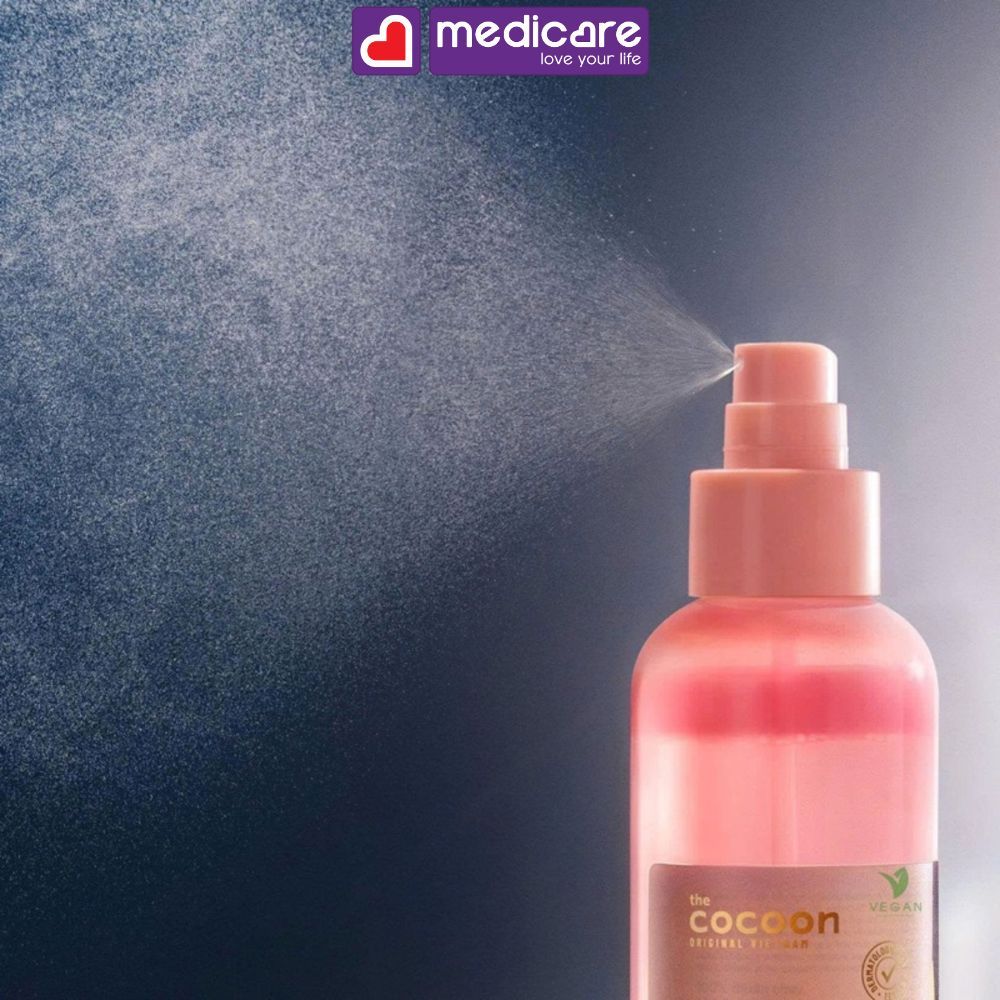Tinh chất xịt dưỡng THE COCOON Sen Hậu Giang 100ml