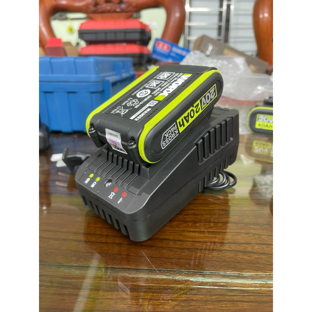 Sạc pin WORX 20V chính hãng