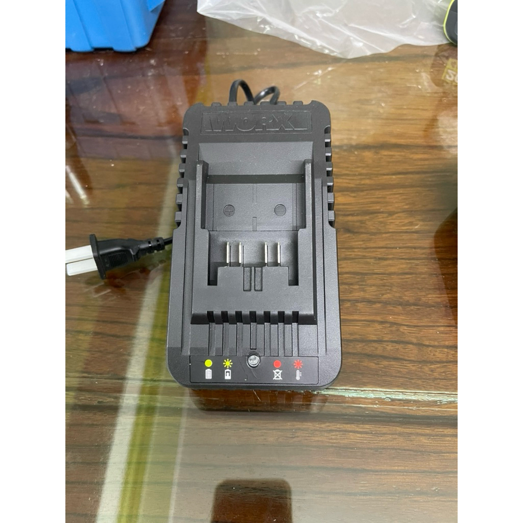 Sạc pin WORX 20V chính hãng