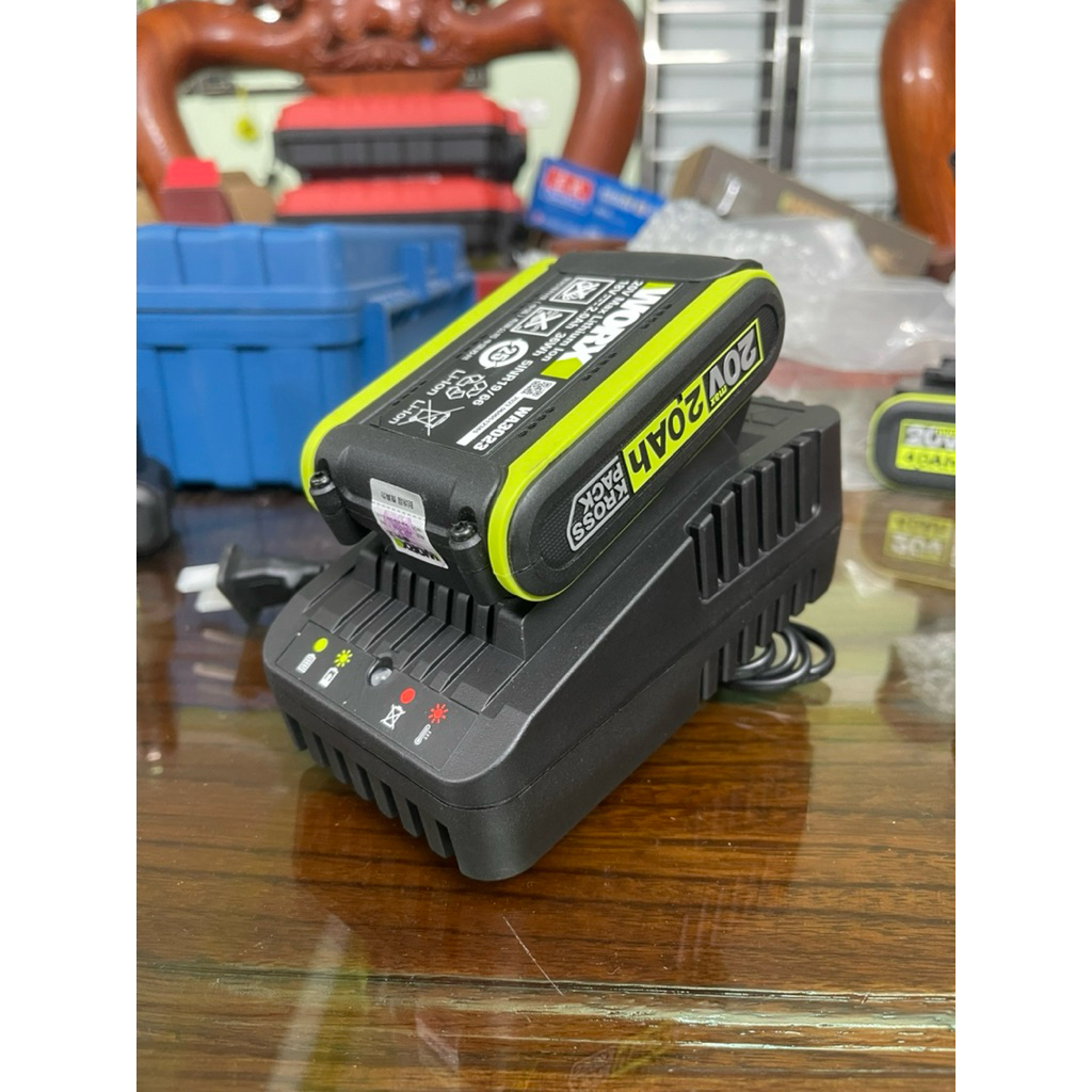 Sạc pin WORX 20V chính hãng