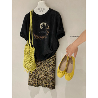𝐏𝐡𝐢𝐞𝐧 𝐖𝐆𝐖𝐄 | (Sẵn) w9171 Áo Phông Xám Phong Cách Bụi Hình Sóng Da Beo