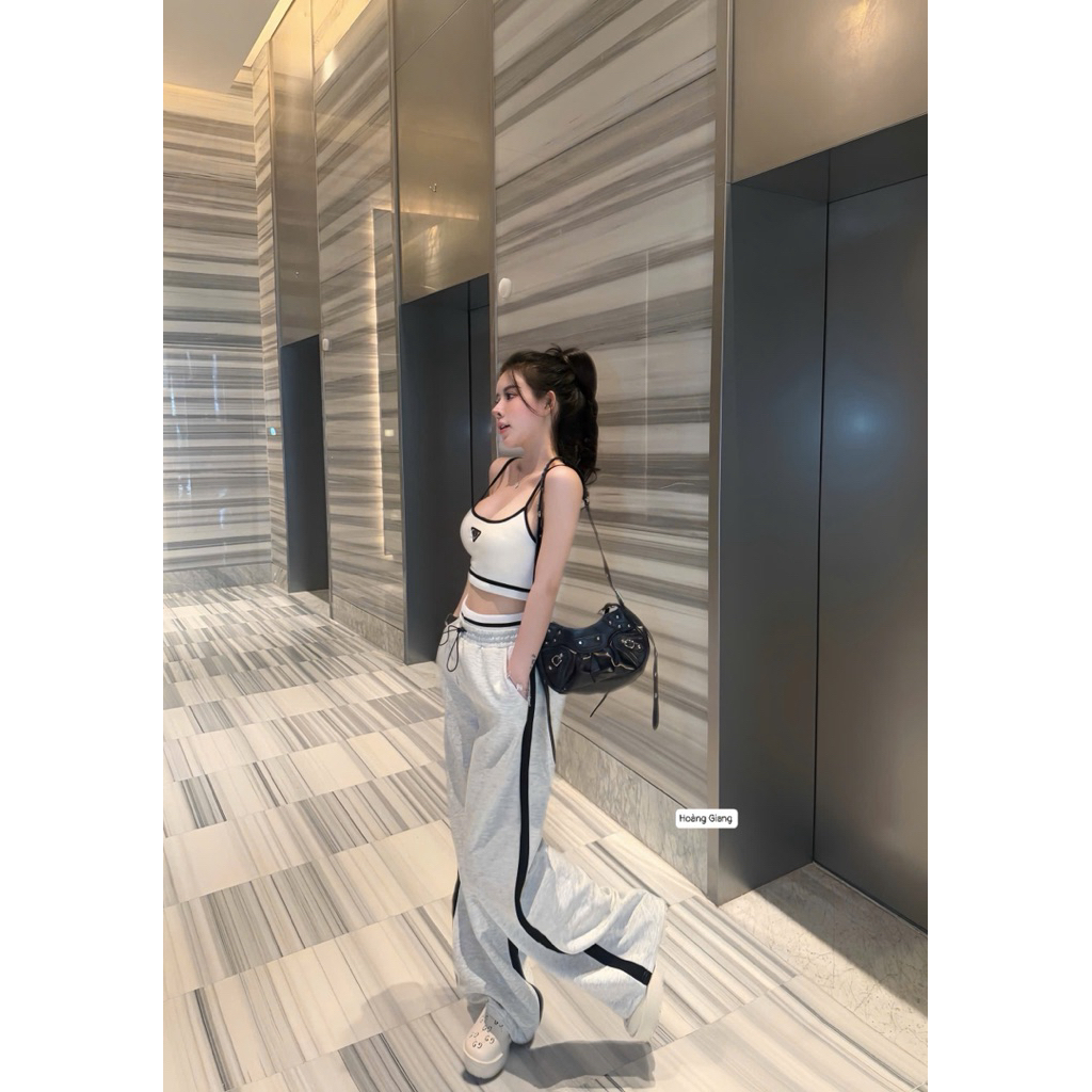 Set bộ đồ thể thao áo 2 dây croptop mix quần xuông trẻ trung