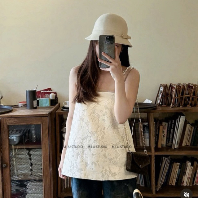 Áo ren hoa 2S thiết kế dáng suông phối viền voan cao cấp tiểu thư sang chảnh , Áo kiểu nữ mặc đi biển đi chơi hàng ngày