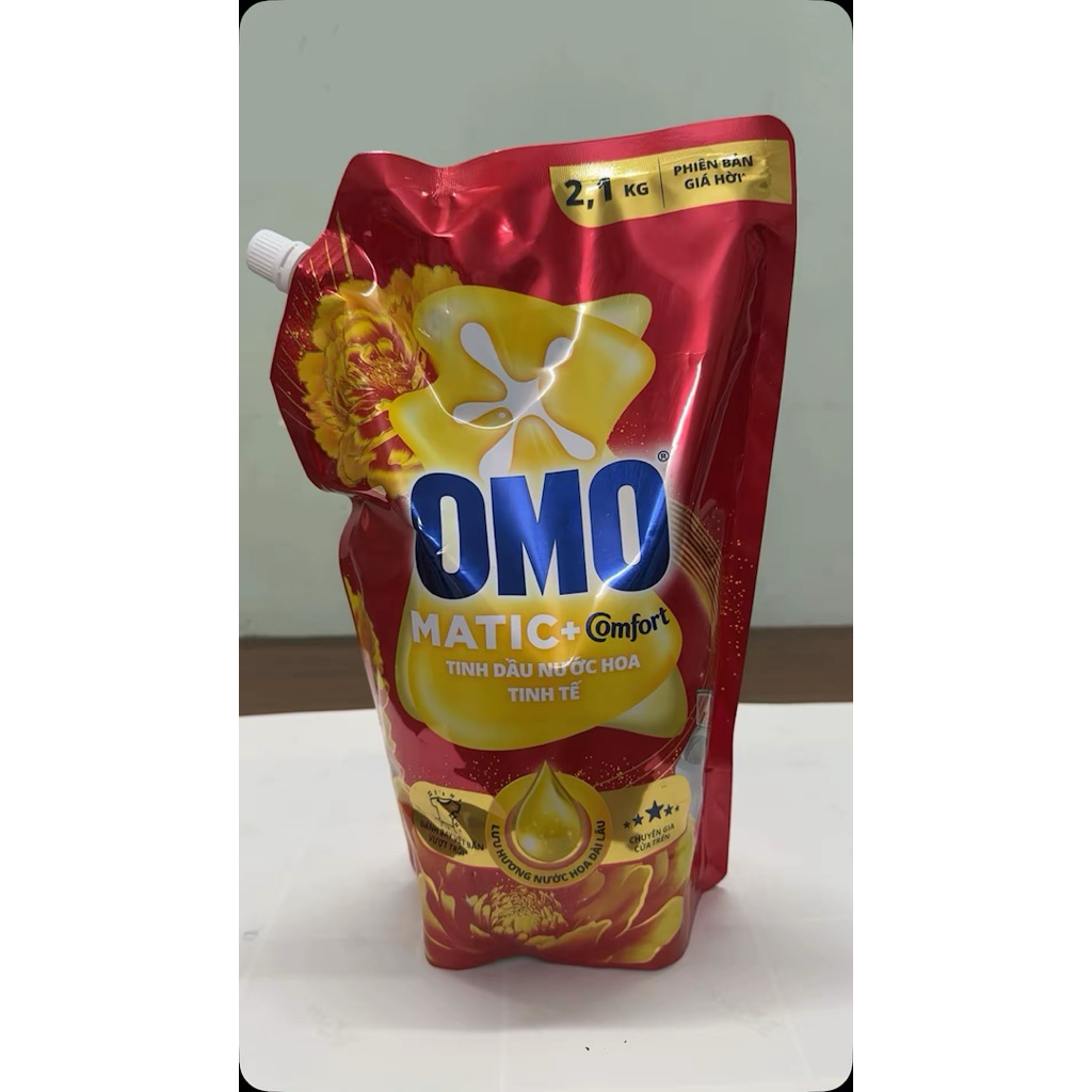 Nước giặt OMO + COMFORT  2,1 kg