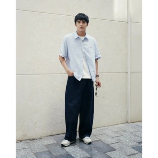 Áo sơ mi tay ngắn nam sọc linen có hình thêu. Form Regular - ROUTINE 10S26SHS005