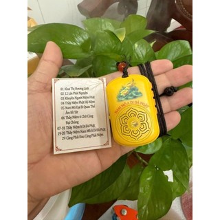 Máy niệm phật mini đeo cổ hình Hoa Sen Vàng, tất cả 30 âm điệu Thầy Nhuận Đức.