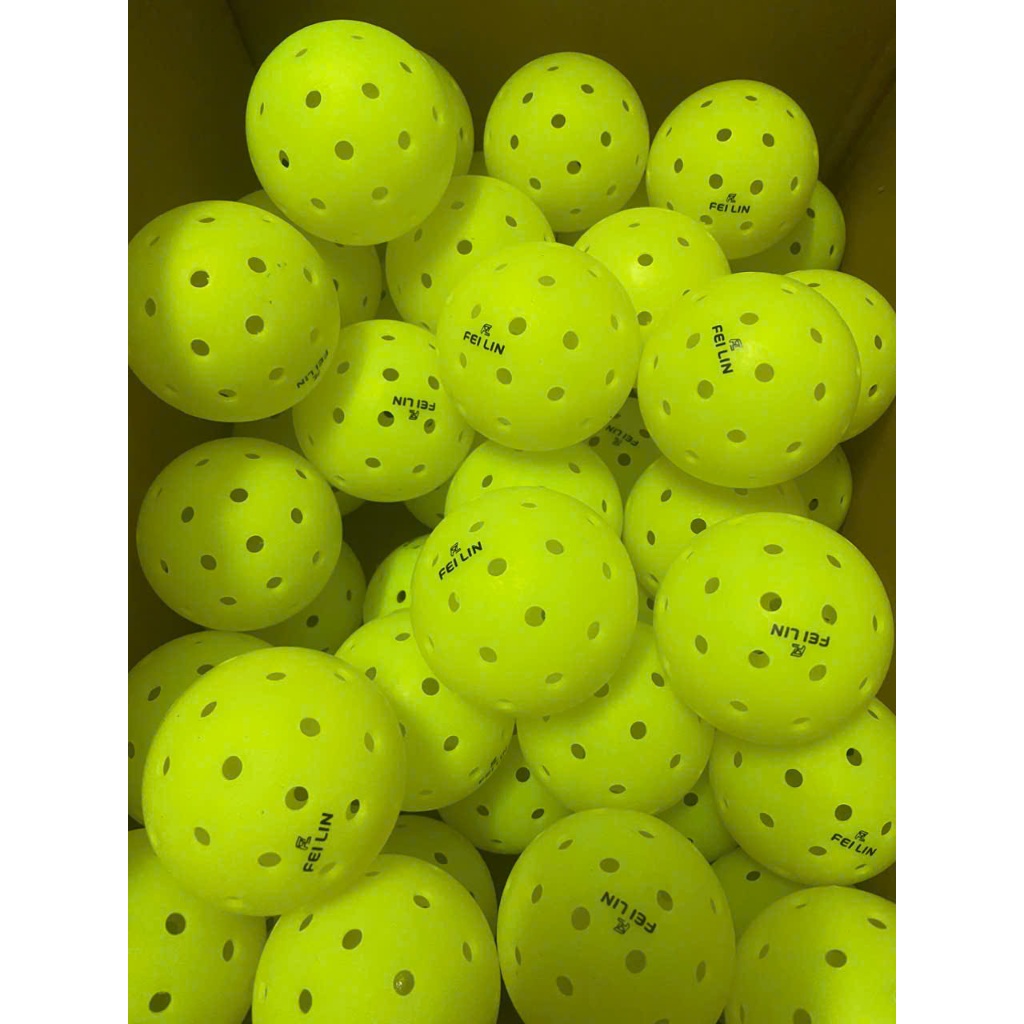 Bóng Pickleball 48 lỗ FelLin chings hãng với độ nảy chuẩn,bền, phù hợp chơi trong nhà và ngoài trời