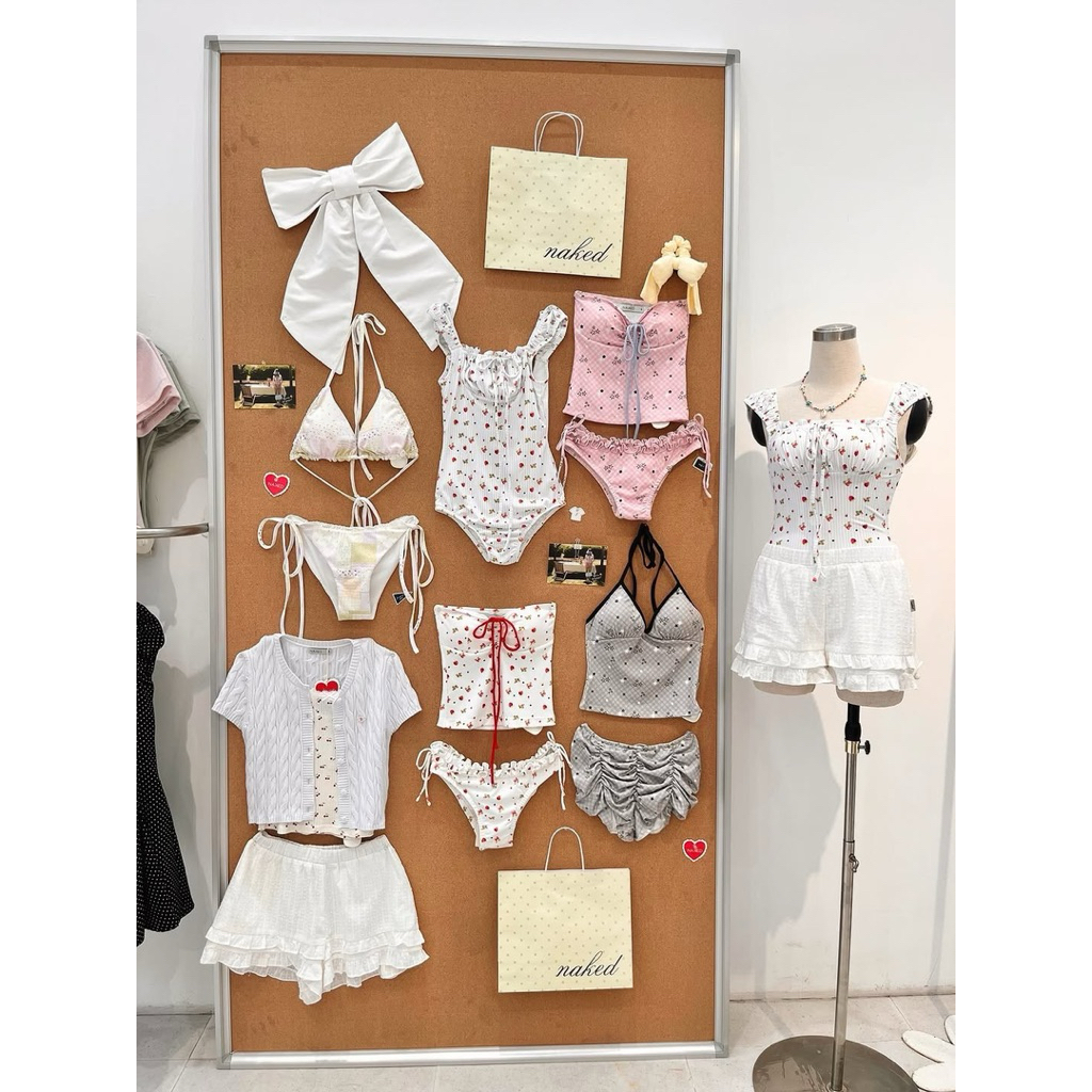 Bikini Nữ 2 Mảnh Quây Ngực + Quần Bèo Nhún – Set Đồ Đi Biển Họa Tiết Sao Nhỏ Phối Nơ Dễ Thương