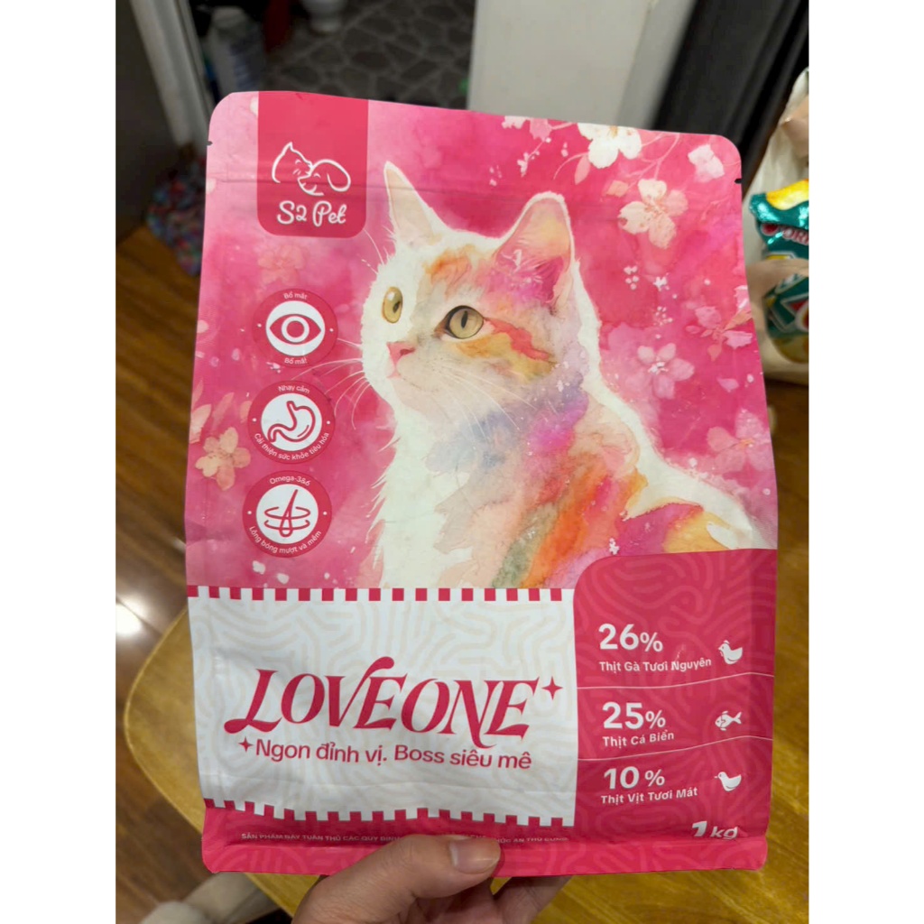 Hạt Cho Mèo S2 Pet Love One Vị Cá Hồi Và Gà Thơm Ngon Dễ Tiêu Hoá, Tăng Cường Sức Đề Kháng Cho Mèo