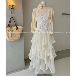 TRIANGLE - Princess Skirt (Sale giá gốc cắt mẫu, hàng mới, không hoàn)- Chân váy bồng xòe nhiều tầng vát chéo style Hàn
