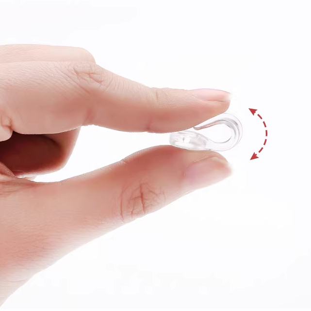 Móc cài kính chống rơi, chống tuột, đệm silicone êm tai vận động thể thao không lo rơi