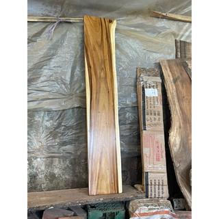 Gỗ me tây: 30 x 200 x 3.4cm (Sơn 1 mặt)