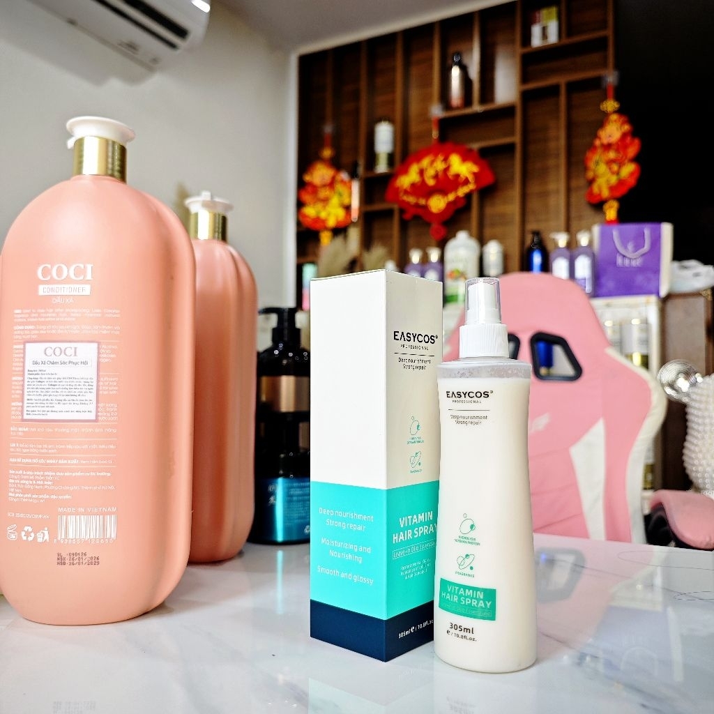 Xịt Dưỡng Tóc Easycos Vitamin Hair Spray 305ml. Chăm sóc tóc, phục hồi hư tổn.