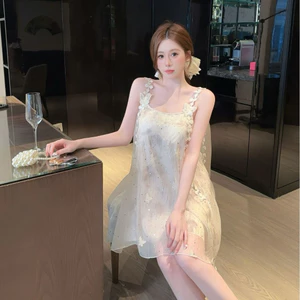 Váy Ngủ Phối Voan Tơ Hoa Nhí Dáng Xòe Công Chúa Sang Trọng Quý Phái