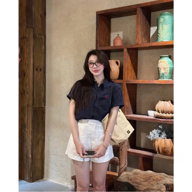 [Peinn] Áo sơ mi nữ tay ngắn thêu ngựa dáng rộng