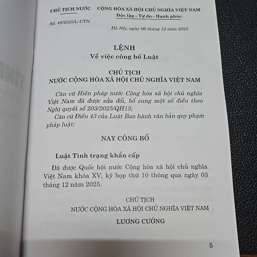 Sách - Luật tình trạng khẩn cấp năm 2025 (NXB CTQGST)