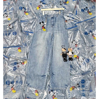 Quần suông jeans mickey