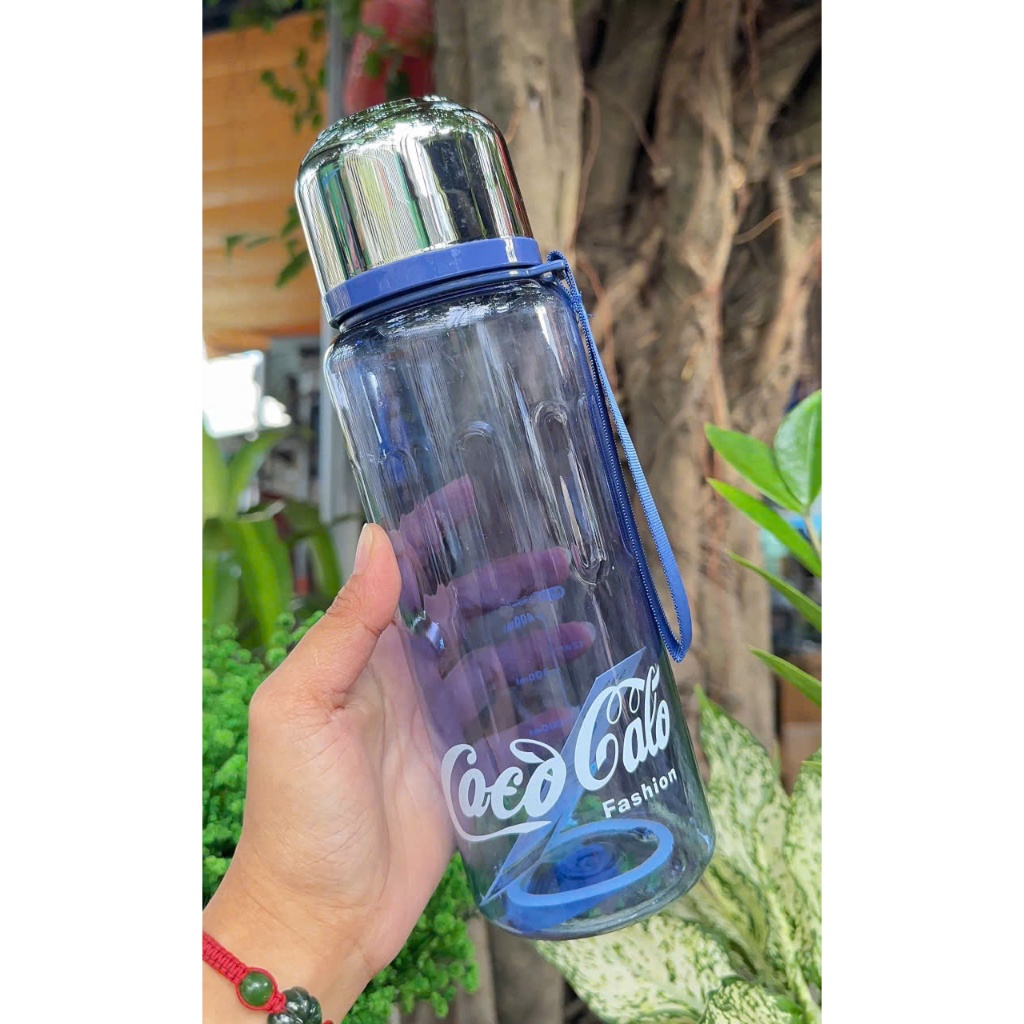 BÌNH NƯỚC TRONG SUỐT COCO DÁNG THỂ THAO 900ML