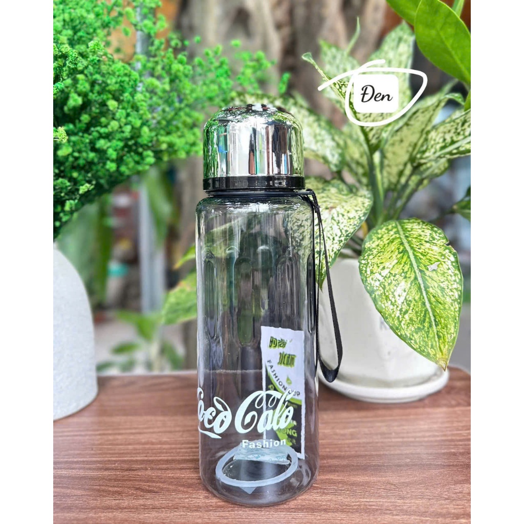 BÌNH NƯỚC TRONG SUỐT COCO DÁNG THỂ THAO 900ML