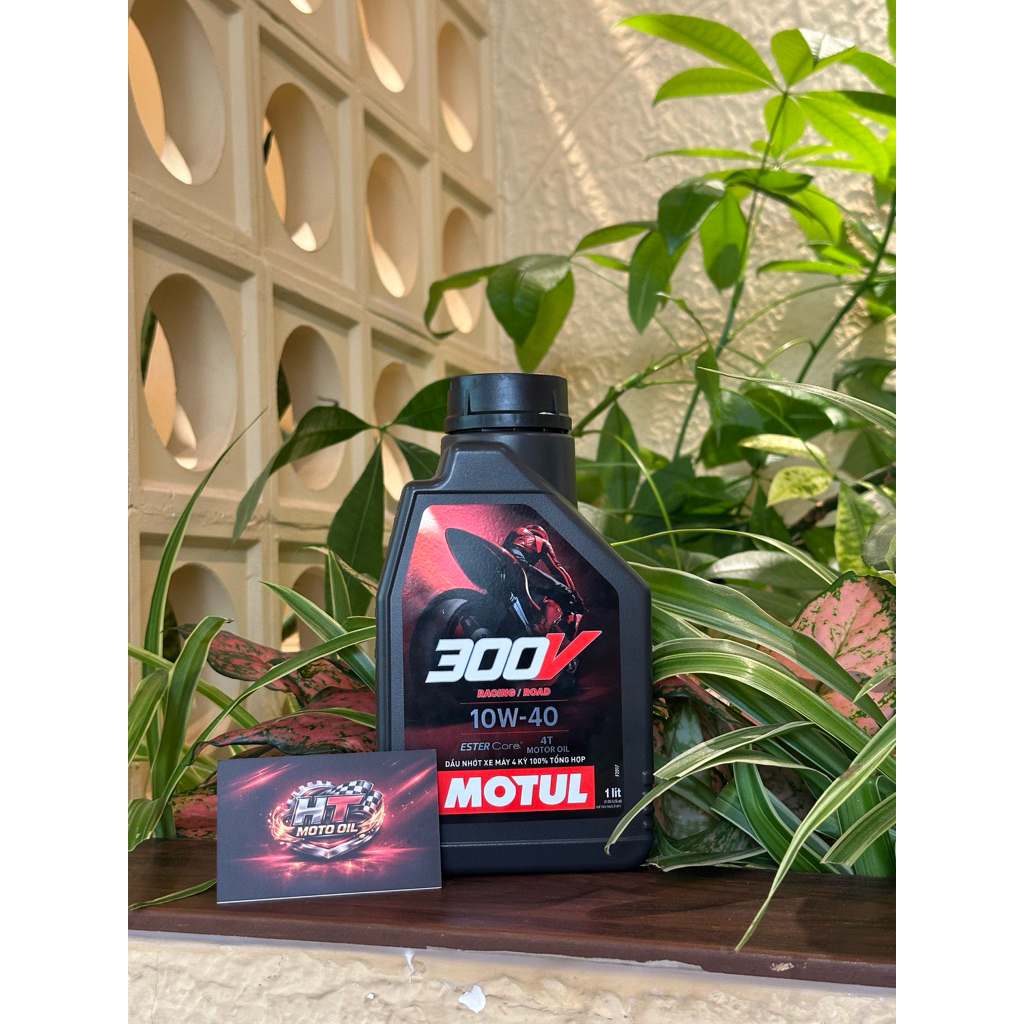 Motul Dầu Nhớt Xe Máy 300V FACTORY LINE ROAD RACING 10W40 1L Chính Hãng Công Nghệ Ester Core Tăng Hiệu Suất Động Cơ