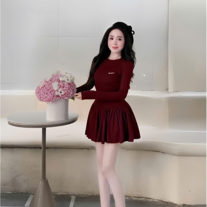 Đầm tay dài cổ tròn , tung xếp li chất thun gân tăm có quần kèm tag WANG thời trang trẻ trung