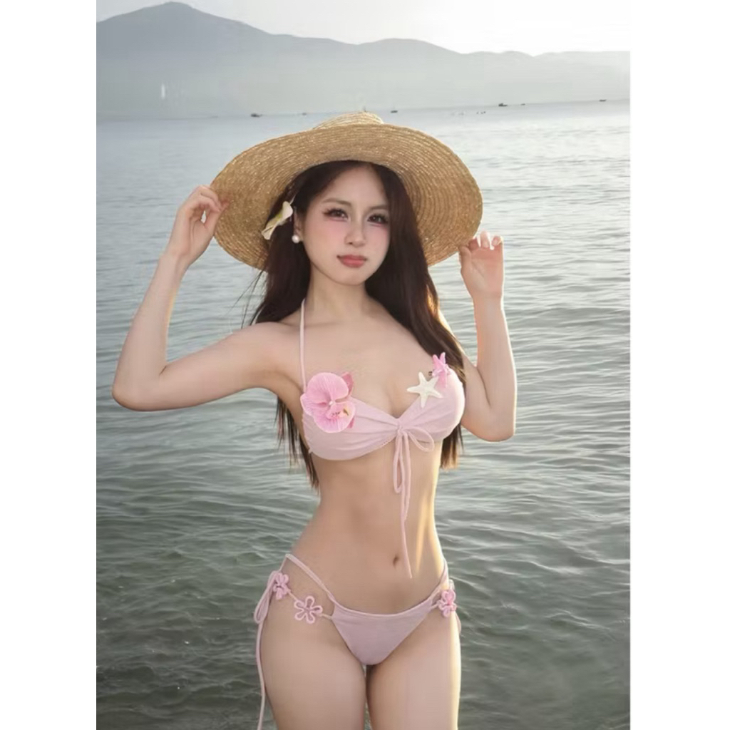 Bikini DTD táo tắm hai mảnh bản ngang quần kèm phụ kiên hoa charrm nổi