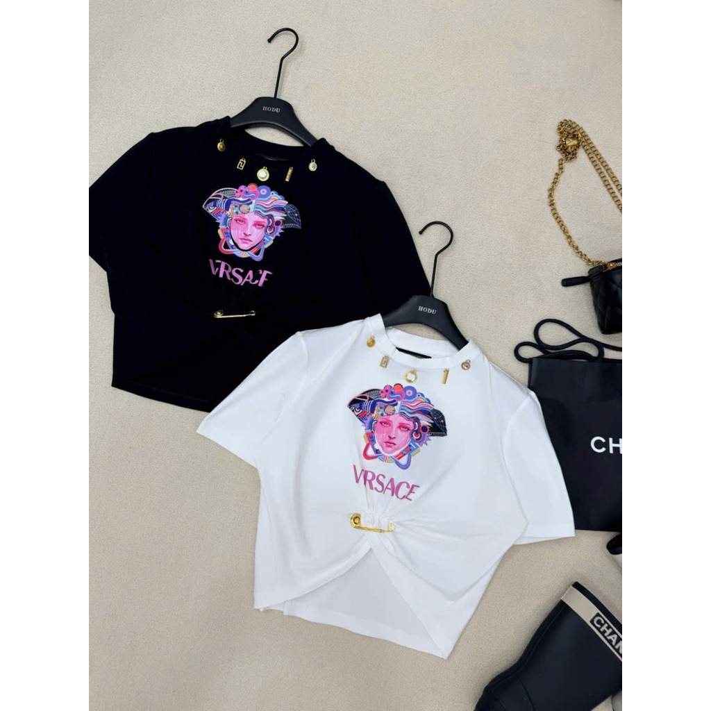 set áo thun croptop Versace và quần leggings cao cấp