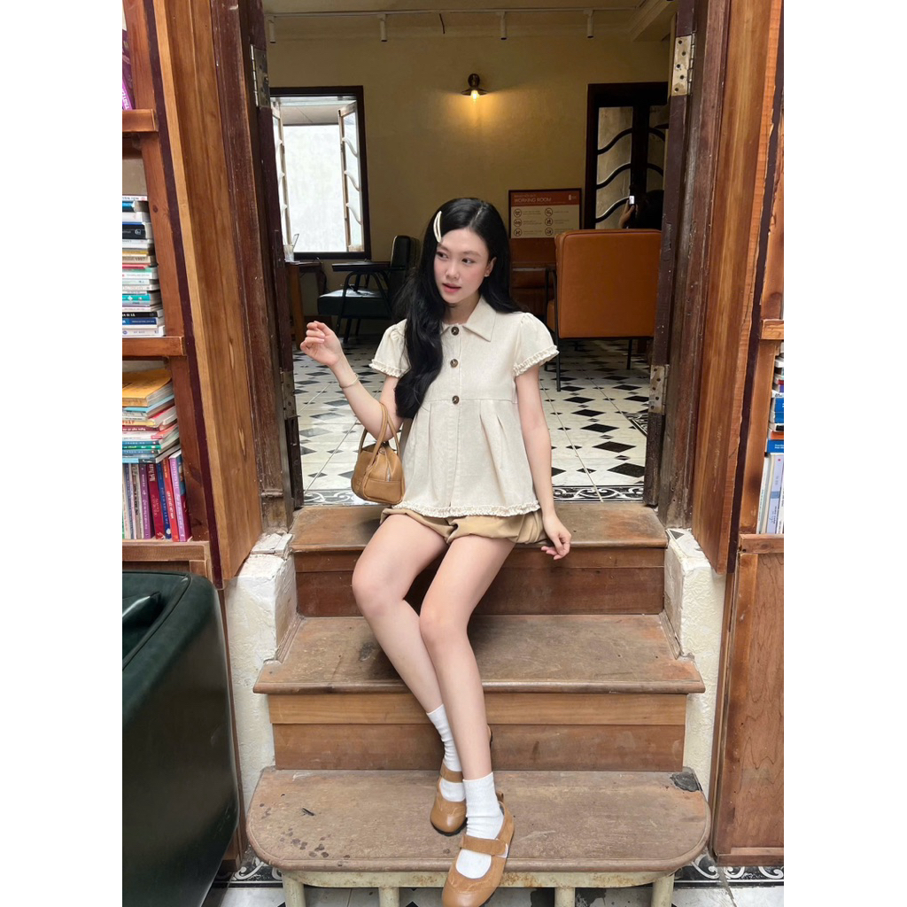 Áo tay hến babydoll thô linen cúc gỗ gấu bèo Nữ the.sweaterweather TSW