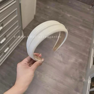 Bờm tóc bản to màu trắng basic kiểu dáng nhẹ nhàng