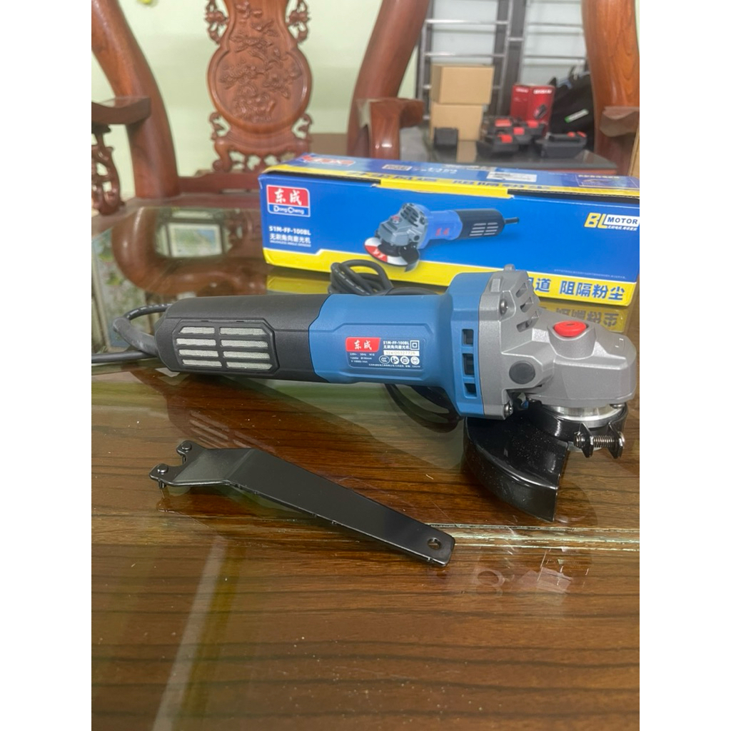Máy mài góc Dongcheng S1M-FF-100BL động cơ không chổi than chính hãng