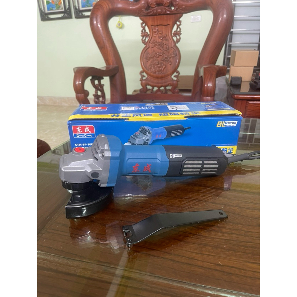Máy mài góc Dongcheng S1M-FF-100BL động cơ không chổi than chính hãng