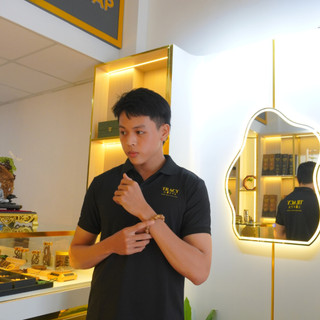 Vòng tay trầm hương hạt tròn “Minh Trí Tài Lộc” TRACY GIFTS, tuổi 10 năm phong thủy may mắn quà tặng