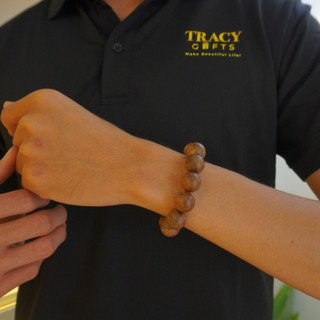 Vòng tay trầm hương hạt tròn “Minh Trí Tài Lộc” TRACY GIFTS, tuổi 10 năm phong thủy may mắn quà tặng