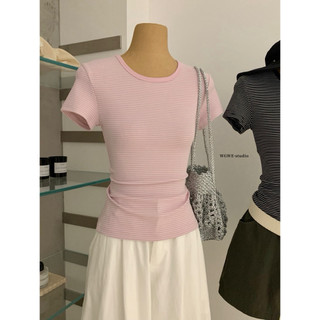 𝐏𝐡𝐢𝐞𝐧 𝐖𝐆𝐖𝐄 | (Sẵn) w9257 Áo Thun Kẻ Nhỏ Cổ Tròn Cộc Tay Form Ôm Hàn Quốc