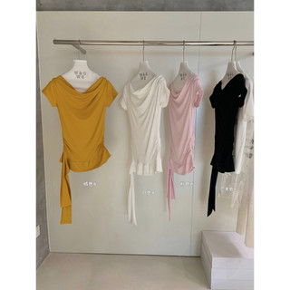 𝐏𝐡𝐢𝐞𝐧 𝐖𝐆𝐖𝐄 | w9164 Áo Thun Trễ Lệch Vai Phối Dây Bèo Nhún Eo 4 Màu Trơn